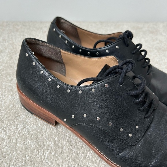 Banana Republic Black Leather Women's Shoes - Picture 2 of 13